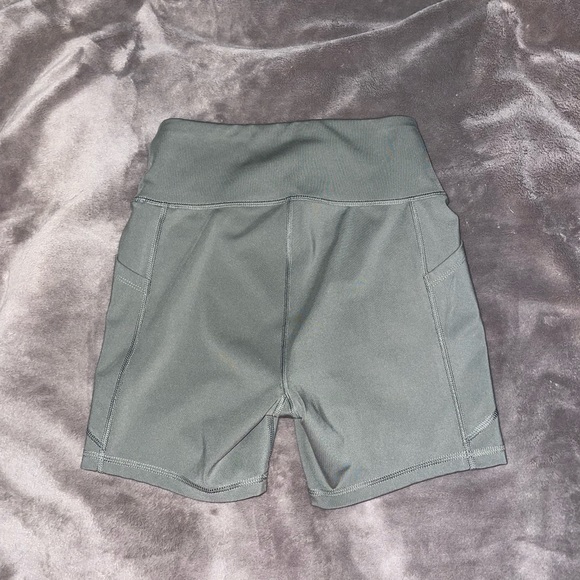 AE 5” Pocket Bike Shorts - Picture 2 of 7